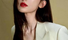 爆黑料和曝黑料的用法 吃瓜爆料每日大赛最新动态,每日大赛最新动态，爆黑料与曝黑料齐飞